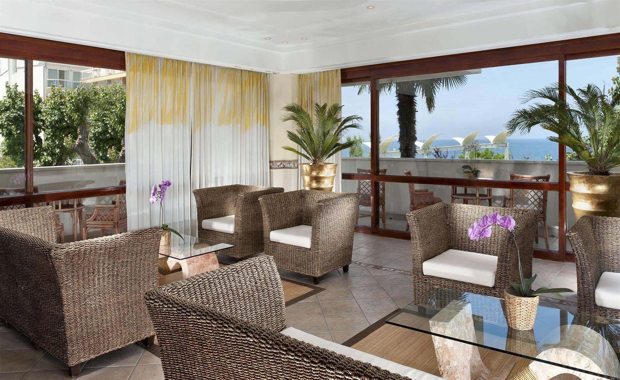 Hotel Alexander غابيتّشي ماري المظهر الخارجي الصورة