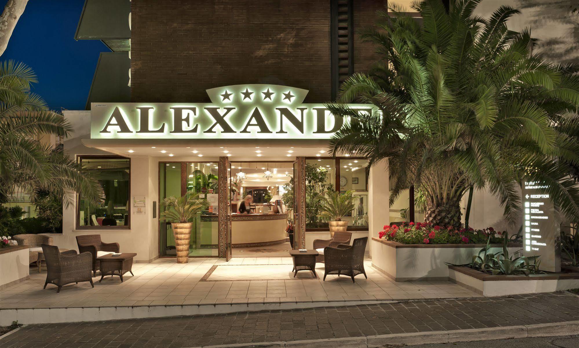 Hotel Alexander غابيتّشي ماري المظهر الخارجي الصورة
